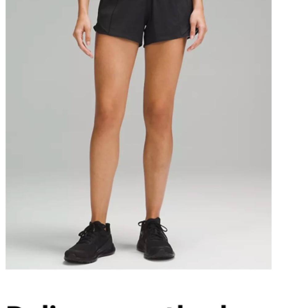 Lululemon Hot Hot Low Rise Short 3", Black, size 6